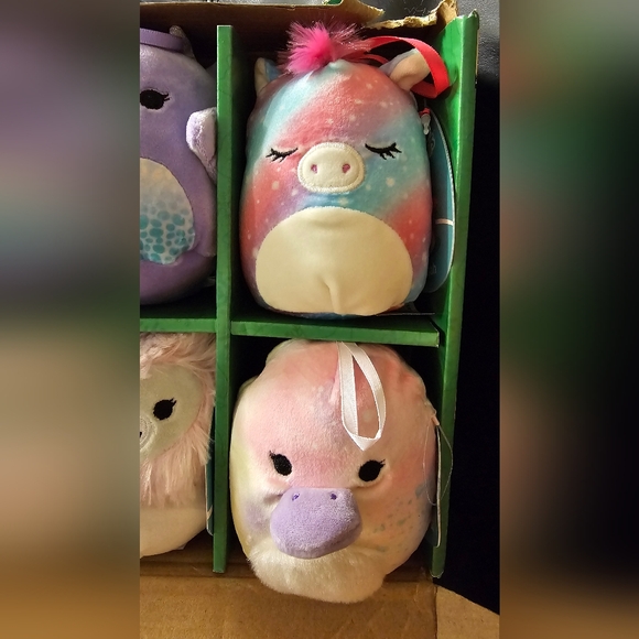 Original SquishMallows Holiday Tie Dye Set Of 8 New in Box - Picture 6 of 16